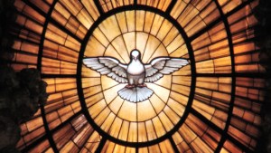 web-vatican-st-peter-holy-spirit-dove-c2a9jean-pierre-dalbecc81ra-cc