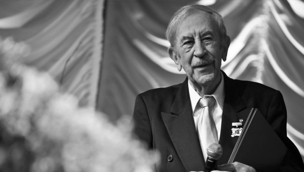 JAN KOBUSZEWSKI