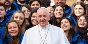 Papież chce, by także kobiety miały wpływ na wybór biskupów. I podejmuje konkretne kroki