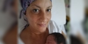 Ciężarna matka, u której zdiagnozowano raka, odmawia aborcji. Ona i dziecko przeżywają