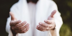 Czym naprawdę jest zbawienie? To nie jest sprawa prywatna ani „ubezpieczenie od ognia”