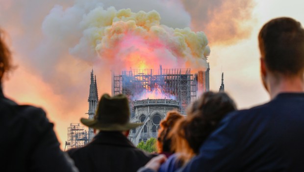 KATEDRA NOTRE-DAME