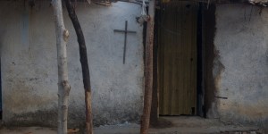Porwano pięciu księży i zakonnicę. Pogromy chrześcijan w kolejnym kraju Afryki