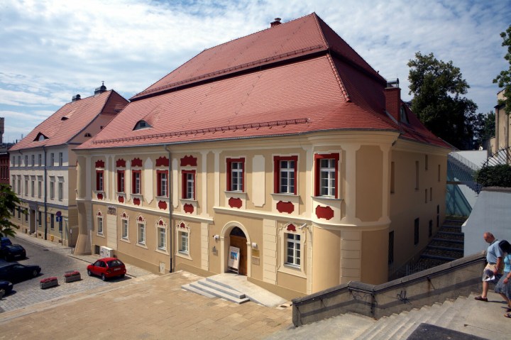 budynek dawnego kolegium jezuitów w Opolu