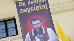 ks. Jerzy Popiełuszko na plakacie