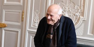 Ma 101 lat i wciąż praktykuje zawód lekarza. Poznaj dr. Christiana Chenay&#8217;a