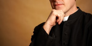 Zapytał „co to jest prawda?”. A potem się nawrócił i został księdzem