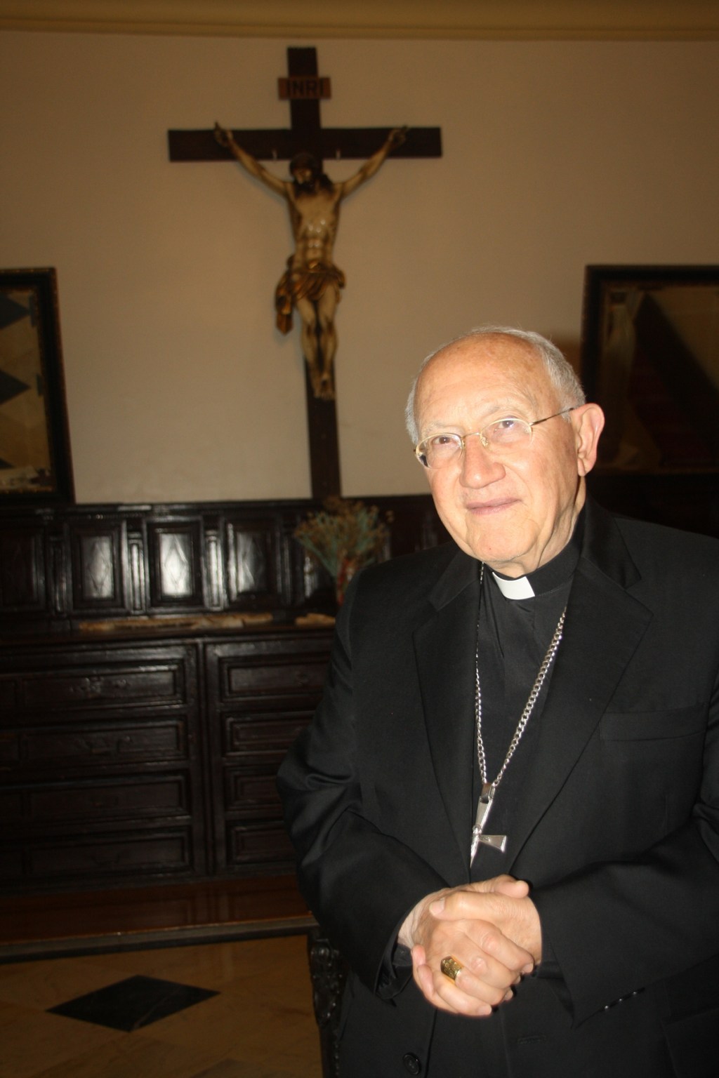 Arcybiskup Aldo Cavalli